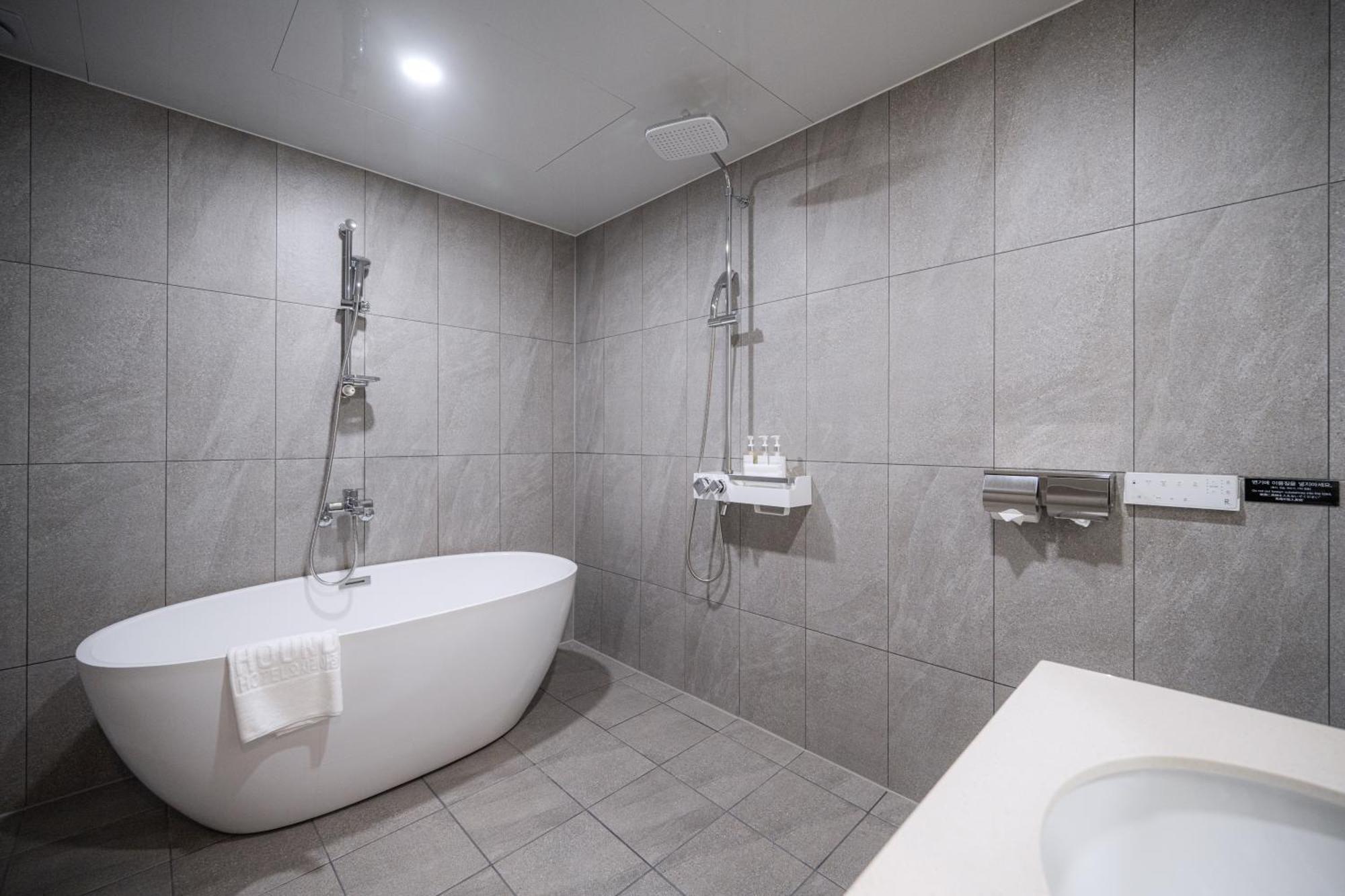 Hound Hotel Gijang Osiria Busan Exterior photo